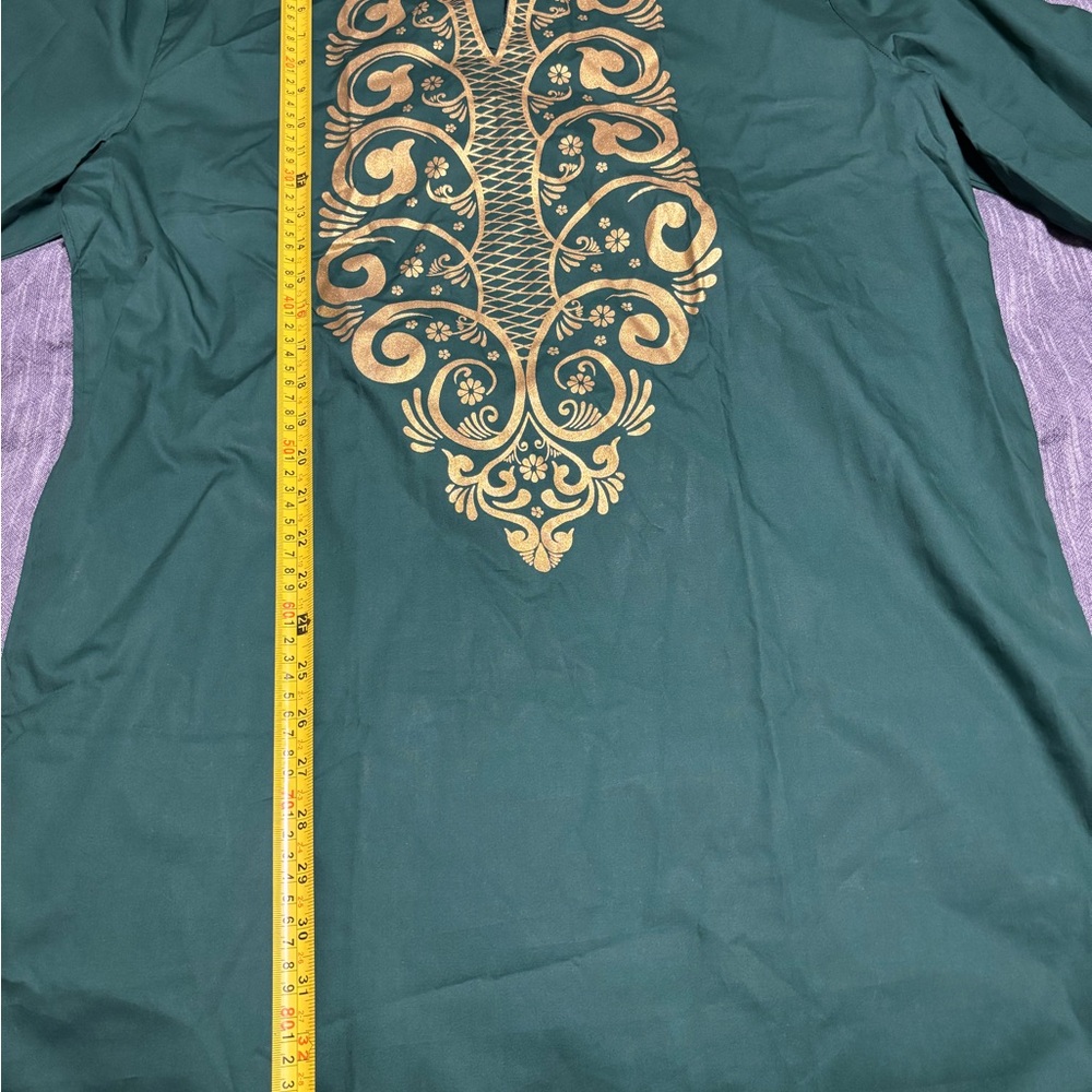 Green and Gold Embroidered Men's Dashiki Set - Picture 4 of 11